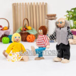 Familia de Madera Hijos Padres y Abuelos para Casa de Muñecas - Imagen 4