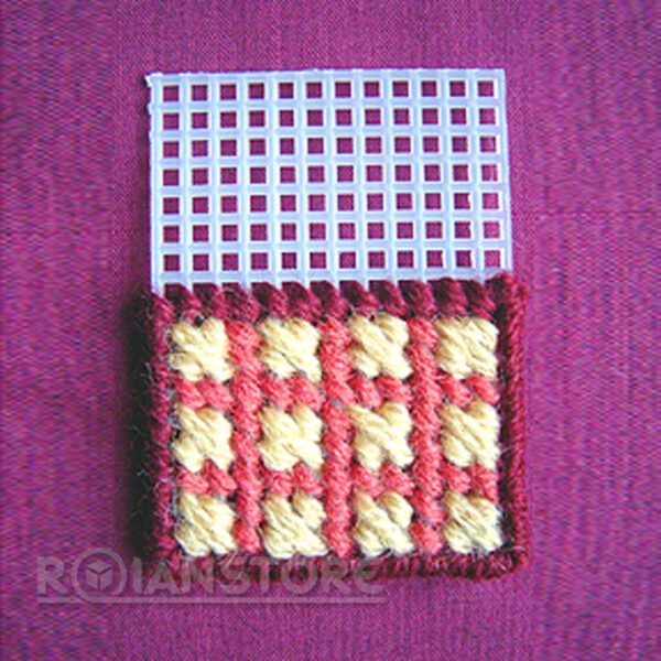 Bastidor Roian Malla Plástica Para Bordar 26 X 34 cm